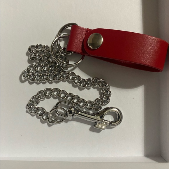 Supreme Leather Chain Wallet “Red” FW25 BNWT